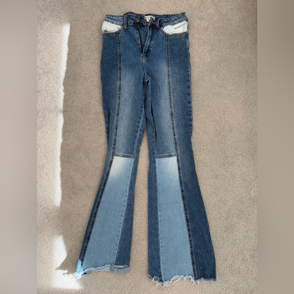 Alter’d State Stylish Blue Flared Women Jeans